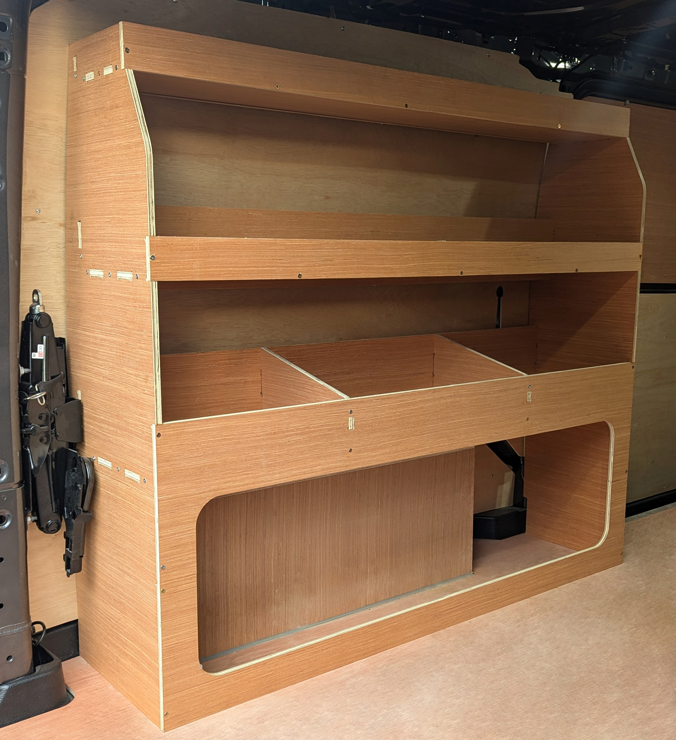 VW Transporter T7 2025 Onwards  SWB Plywood van racking shelving unit – WR88